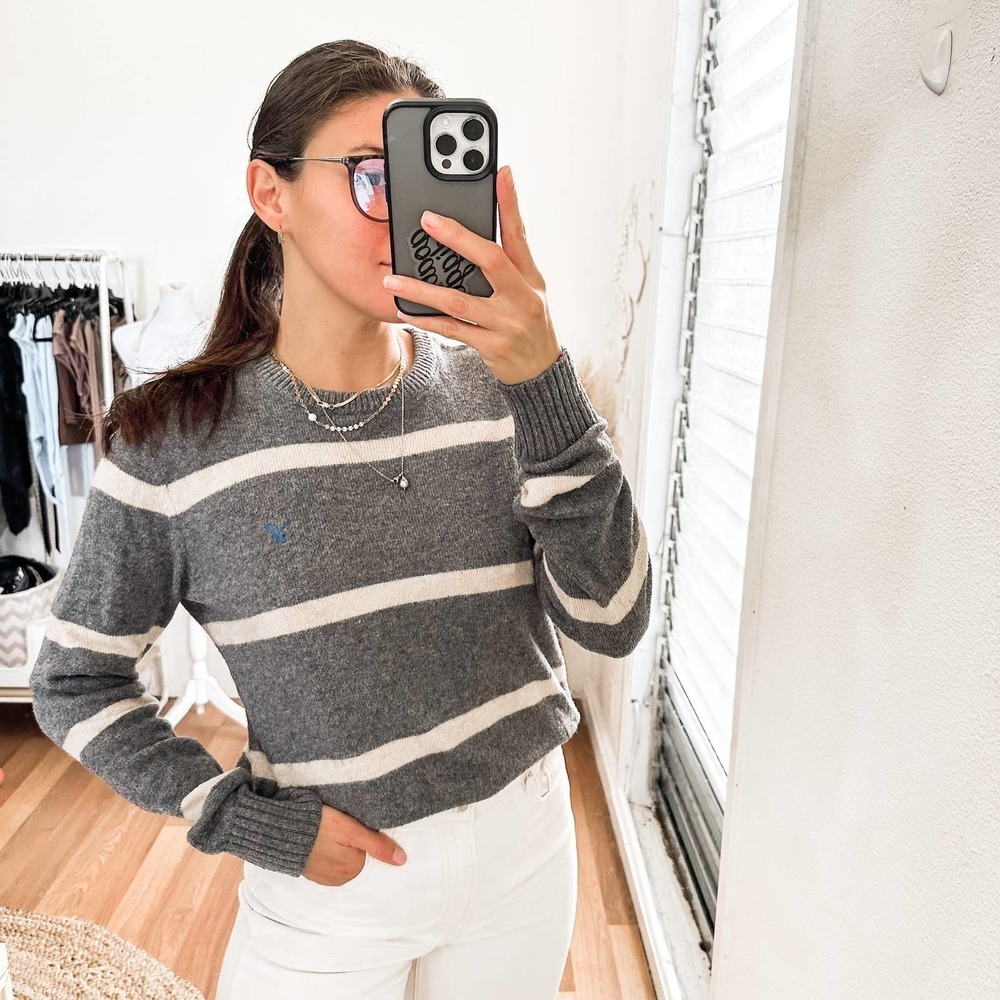 American Eagle y2K Wool Pullover Striped Sweater Size Small Gray